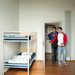 De