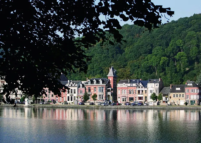 De * Namur